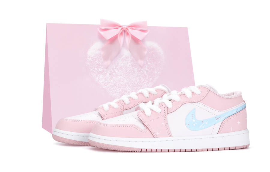 Jordan Jordan Air Jordan 1 Abrasion Resistant Lightweight Wear resistant And Lightweight Low top Skateboard Shoes Women's Pink