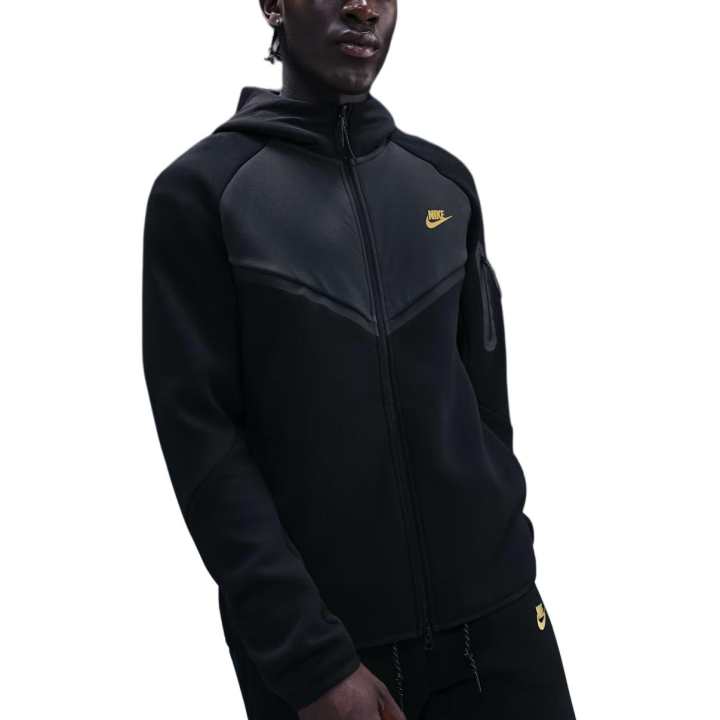 Nike Nike WINDRUNNER Jackets Men's Black/Dark Smoke Gray/Metal Gold Hooded Moderate Other