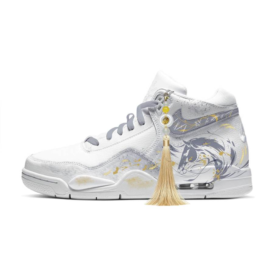 Nike Nike Flight Legacy Jade Swift Chasing The Moon Mid top Vintage Basketball Shoes Men's White Gold