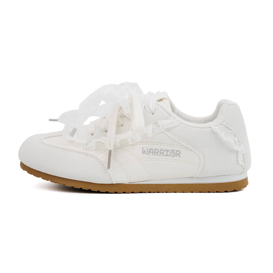 Warrior Everyday Commute, White Flat Shoes Wear resistant And Lightweight Low top Casual Shoes Women's