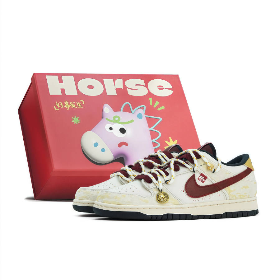 Nike Nike Dunk Year Of The Horse, Unbridled Collection Abrasion Resistant Low top Skateboard Shoes Unisex Gold Red