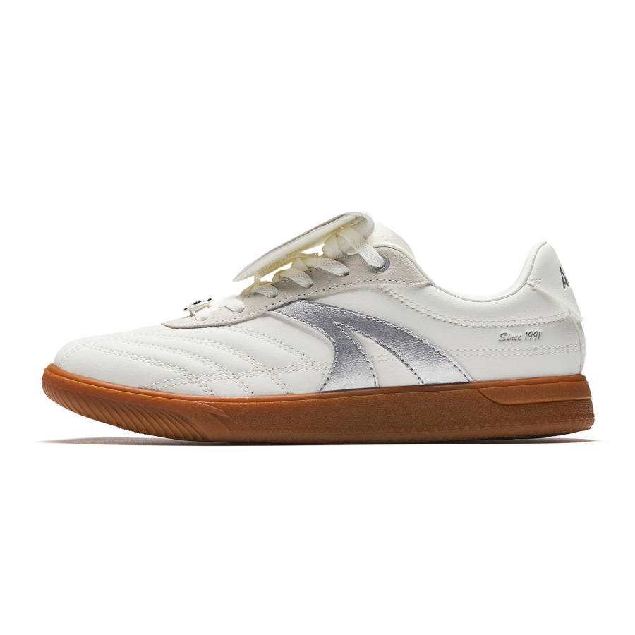 Anta Joyful, Flip Lid Shoe Skateboard Shoes Women's Ivory White/Silver