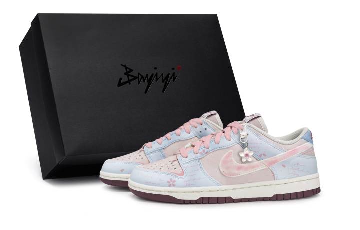 Nike Nike Dunk 811 Manufacturing, Love Cycle, Special Shoe Box Slip Resistant Low top Skateboard Shoes Women's
