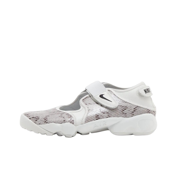 Nike Nike Air Rift Low top Mary Jane Shoes Women's White Brown