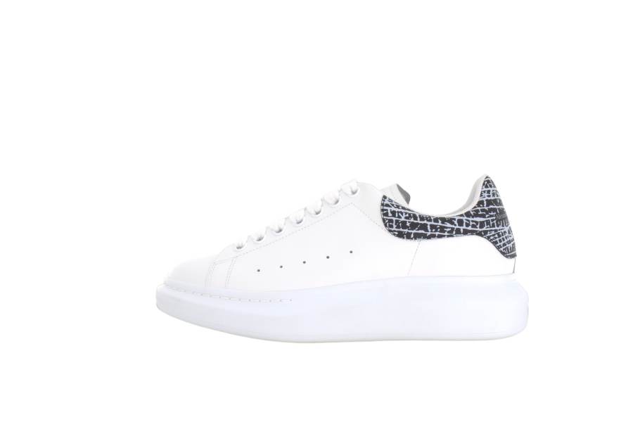 Alexander McQueen Alexander McQueen Oversized Lace Up Sneakers