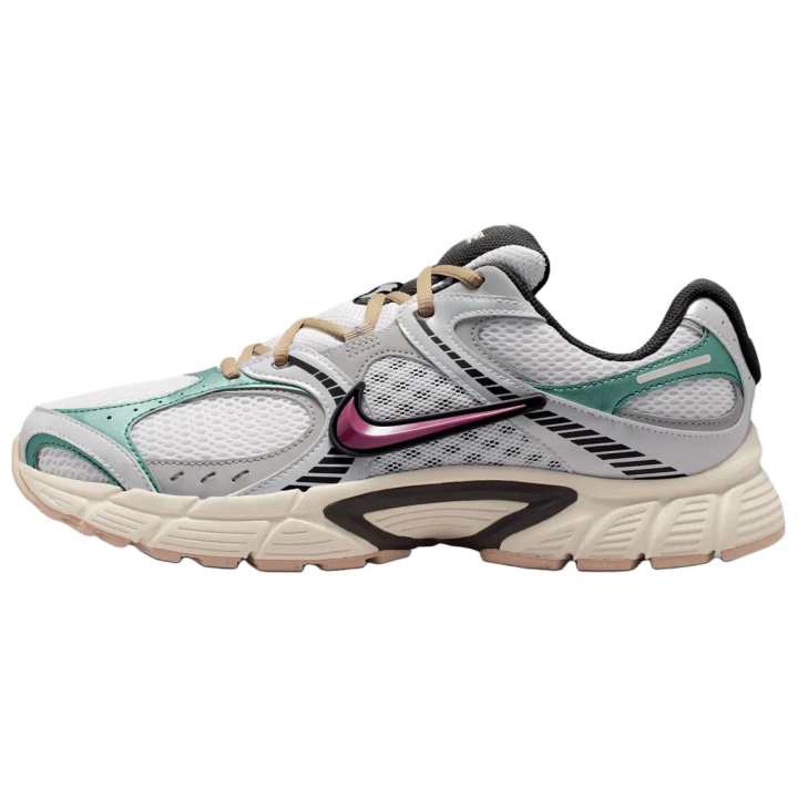 Nike A Ma Maniere x Nike V5 RNR Running Shoes Unisex White