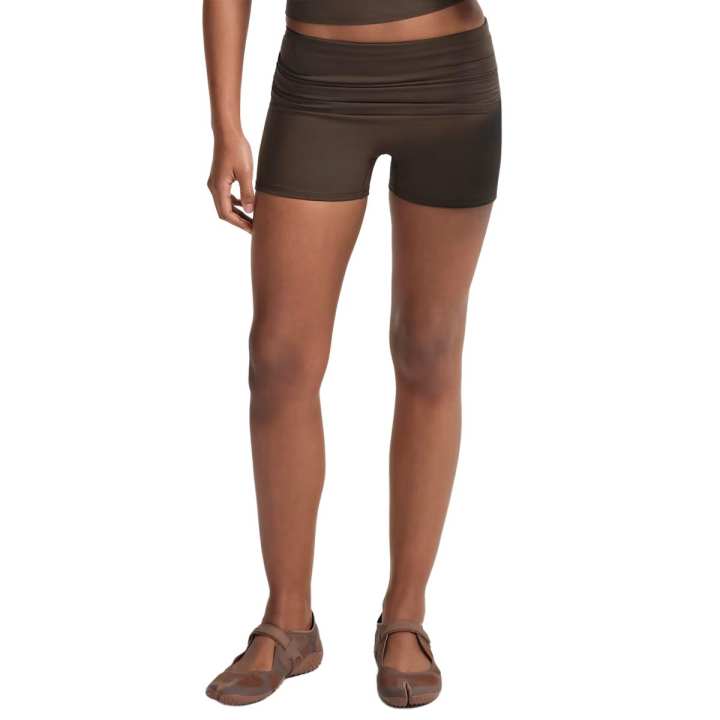 Nike NikeSKIMS Matte Women's 3" Fold-Over Waistband Shorts