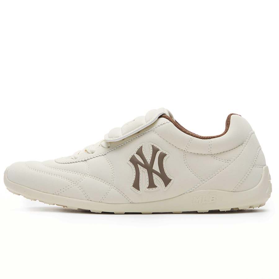 MLB New York Yankees Synthetic Leather Abrasion Resistant Lightweight Low top Casual Shoes Women's Beige Yellow