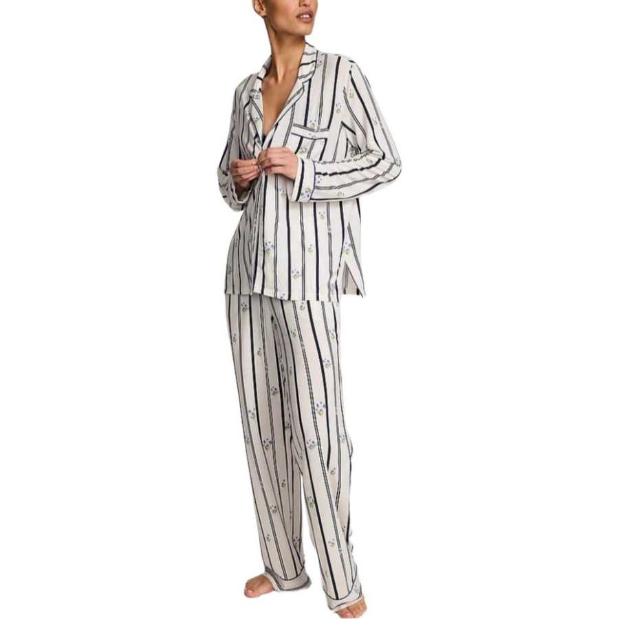 Victoria's Secret Pajama Set Women's