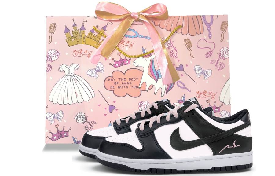 Nike Nike Dunk Low top Skateboard Shoes Pink Teenagers