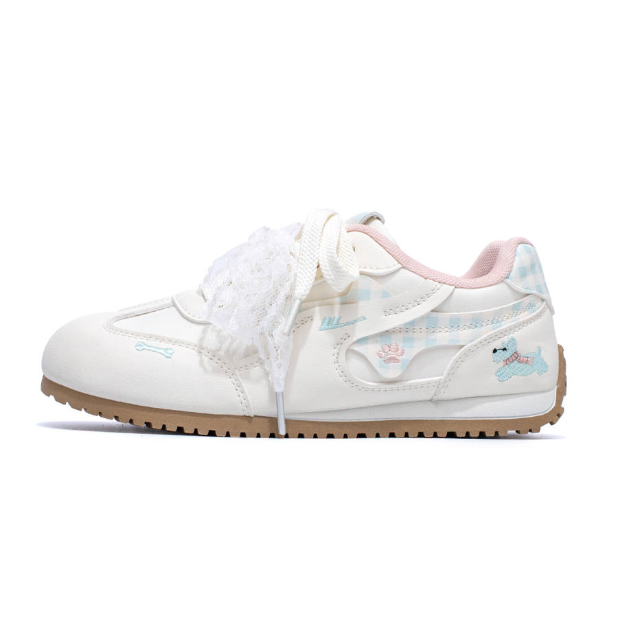 Warrior Niche Original Design, Cute Puppy, Flat White Shoes Abrasion Resistant Lightweight Low top Casual Shoes Women's
