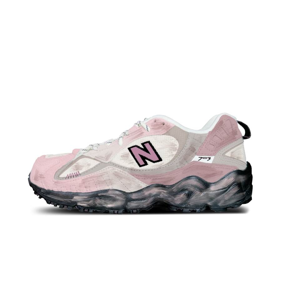 New Balance New Balance NB 703 Low top Hiking Shoes Women's Gray Pink