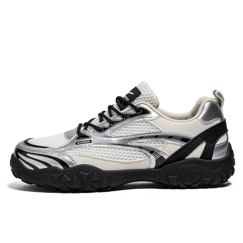WARRIOR Warrior Low top Casual Shoes Men's Beige Silver Black