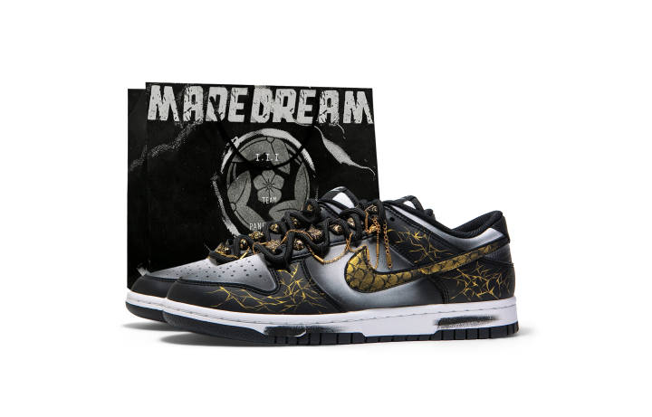 Nike Nike Dunk Slip Resistant Abrasion Resistant Low top Skateboard Shoes Women's Black Gold
