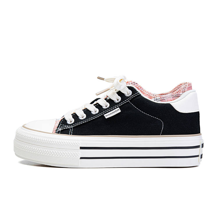 WARRIOR WARRIOR Canvas Shoes Women's Low Top Black