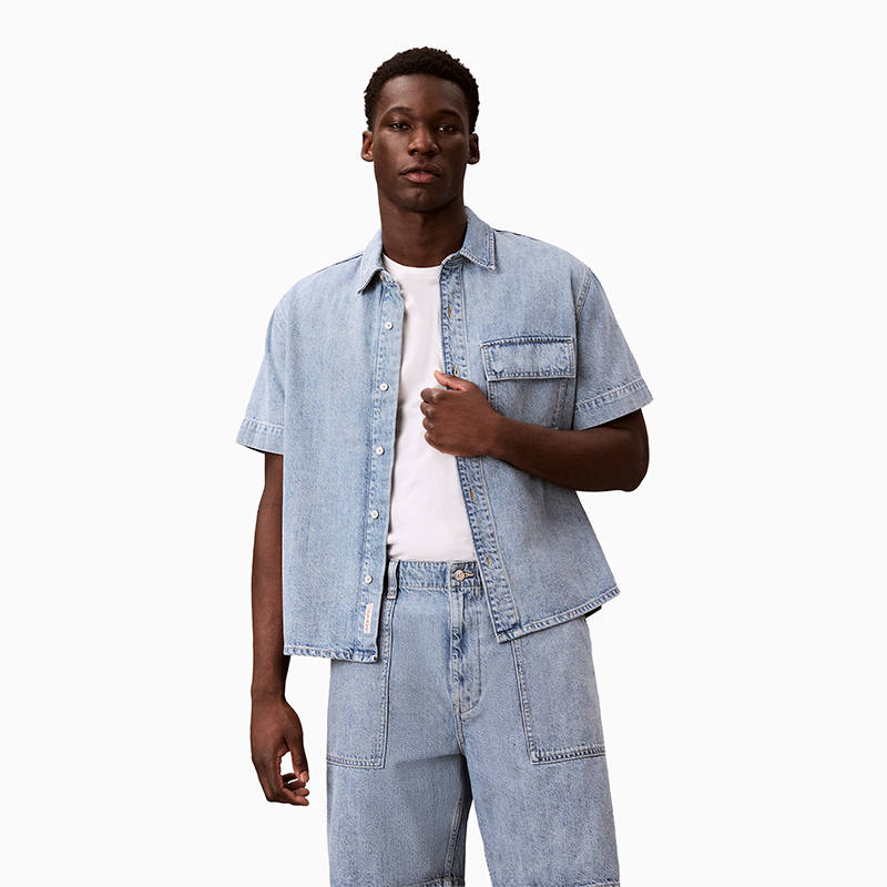 Calvin Klein Shirts Men's XD0 Denim Light Blue Lapel Moderate