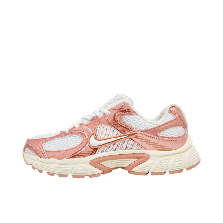 Nike Nike V5 RNR Low top Casual Shoes Women's