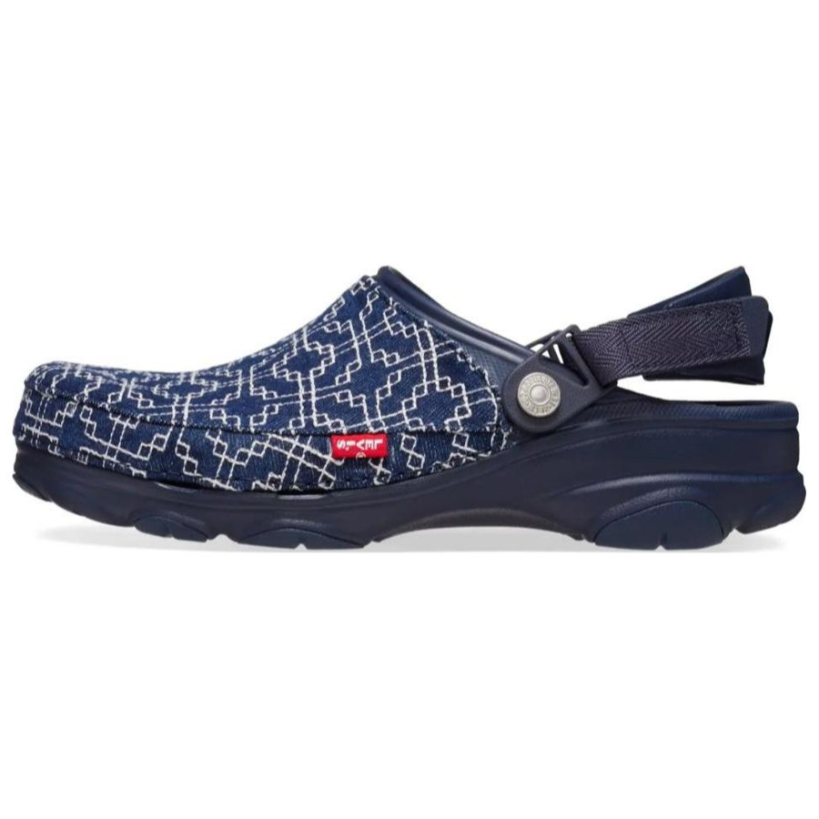Crocs Crocs Classic All Terrain Clog Levi's Sashiko Dark Wash