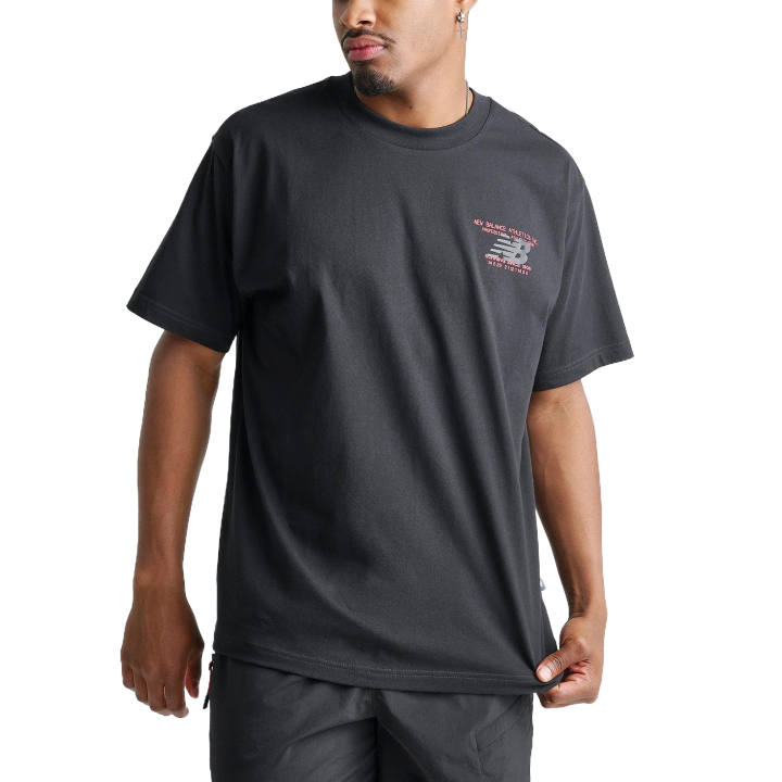New Balance New Balance T Shirts Men's Black/Red Crew Neck Moderate