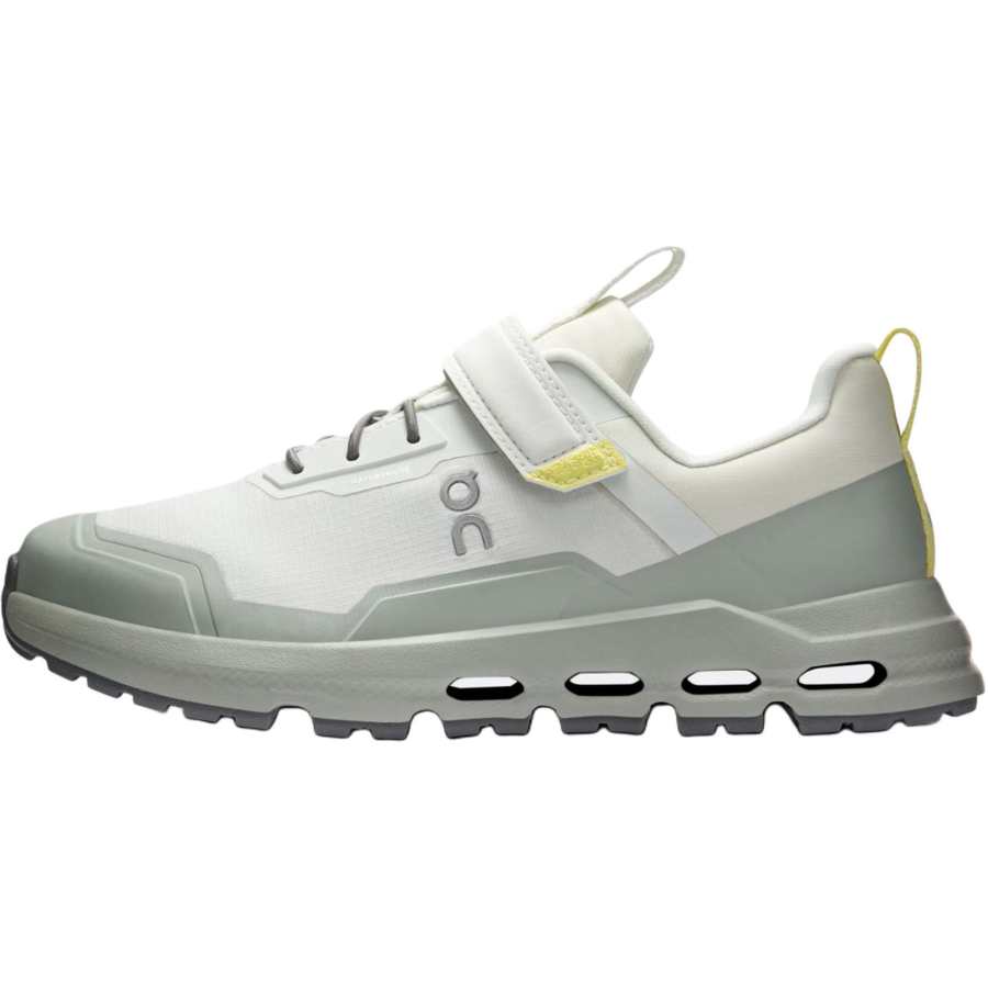 On Cloudhero Waterproof And Breathable Low top Outdoor Shoes White Gray Kids'
