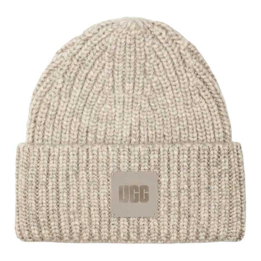UGG UGG Logo Patch Chunky Ribbed Beanie