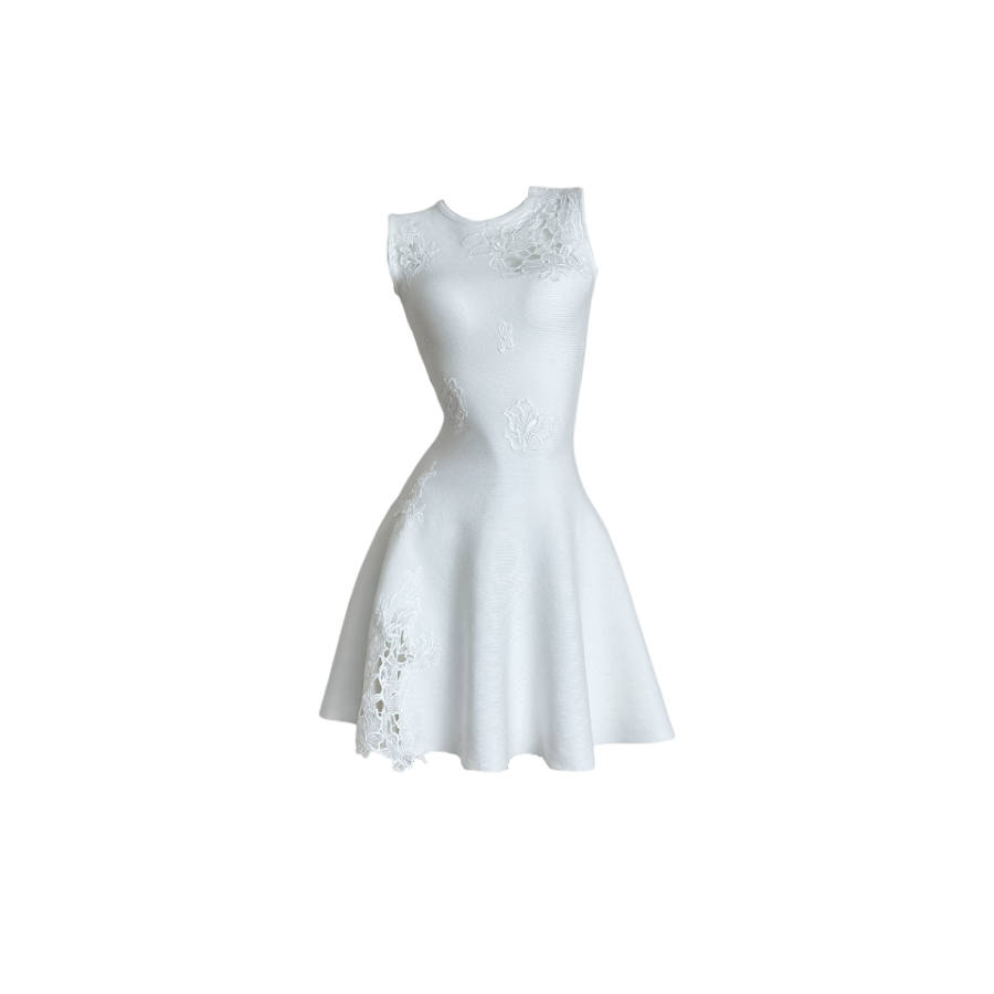 MTHE Sleeveless Dresses Women's White Crew Neck Moderate Short