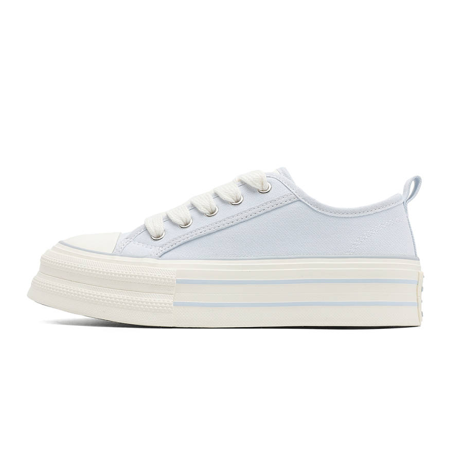 DEERWAY Lightweight Breathable Low top Canvas Shoes Women's Light Blue