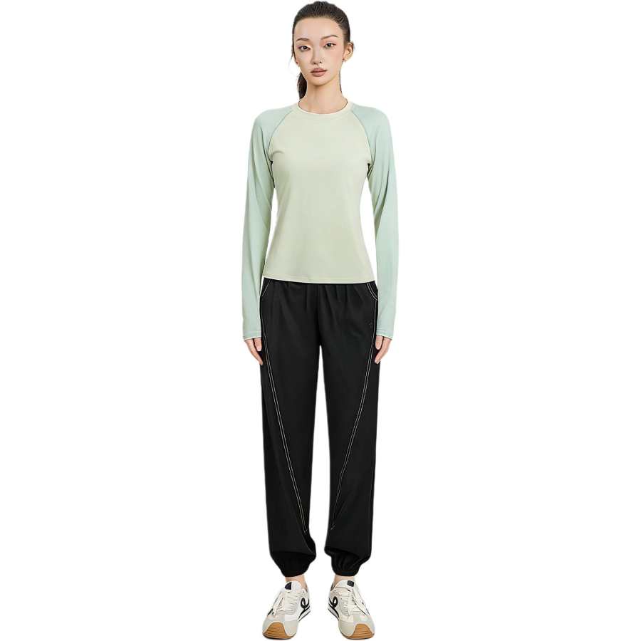 Barbie Fitness Sets Women's Crew Neck Moderate