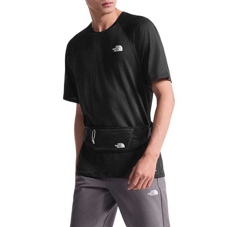 THE NORTH FACE T Shirts Men's Cosmic Black Crew Neck Thin