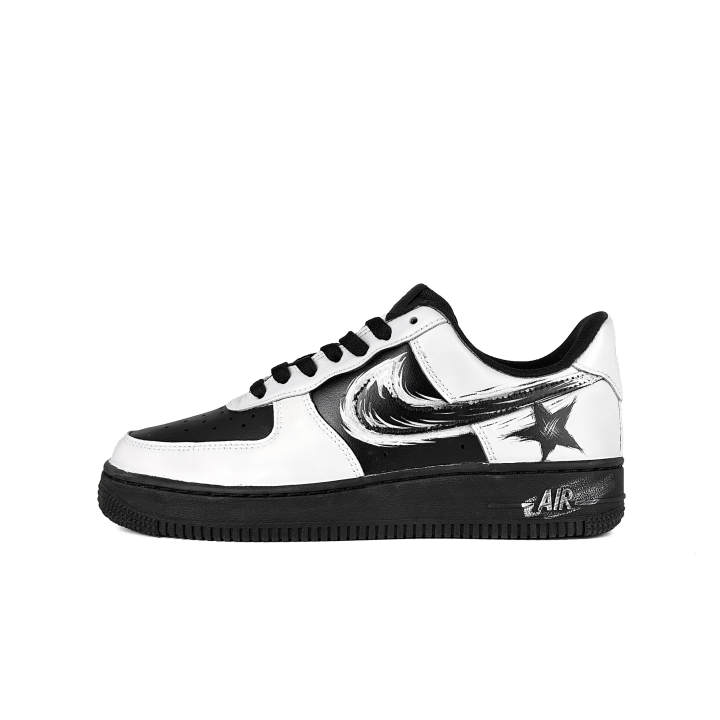 Nike Nike Air Force 1 Leather Low top Skateboard Shoes Men's Black White