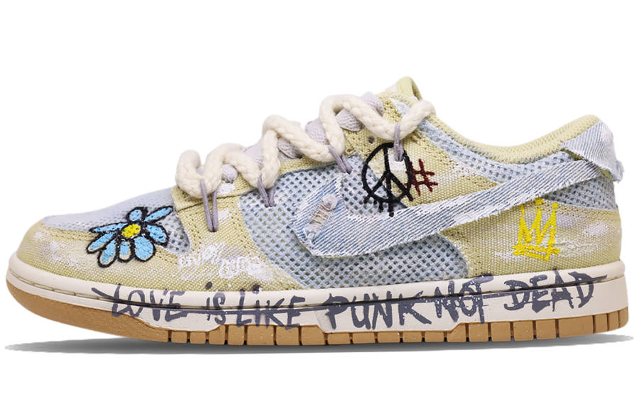 Nike Nike Dunk Fabric Low top Skateboard Shoes Women's Gray Yellow