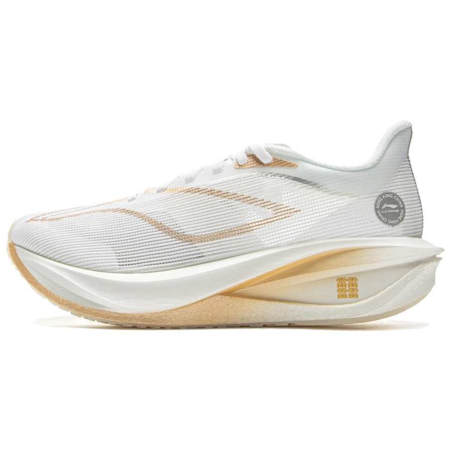 Li-Ning Li Ning Feidian 5 Challenger Slip Resistant, Abrasion Resistant, Breathable Low top Running Shoes Women's White Gold