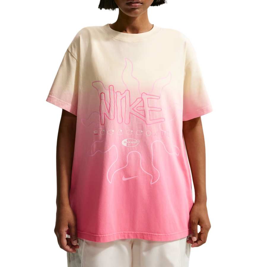 Nike Nike Sportswear Women's Oversized Short-Sleeve T-Shirt