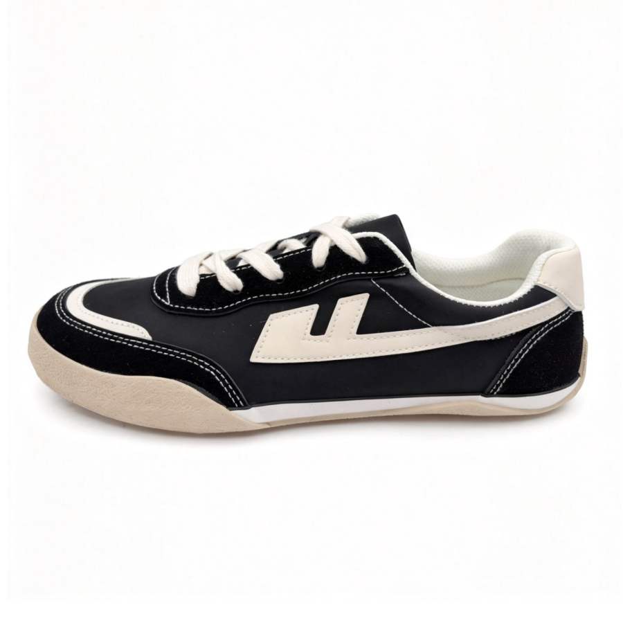 Warrior Casual Shoes Soft Sole Abrasion Resistant, Breathable, Slip Resistant Low top Canvas Shoes Unisex Black Beige