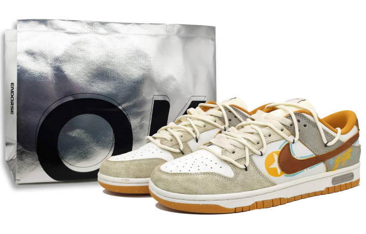 Nike Nike Dunk Low top Skateboard Shoes Women's Sand Earth Yellow