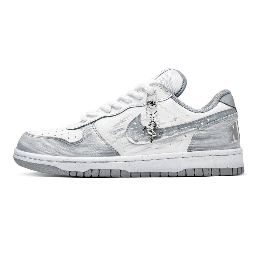 Nike Nike Big Low Lux One Inch Gray CNY Horse Year Collection, New Year's Day Culture V