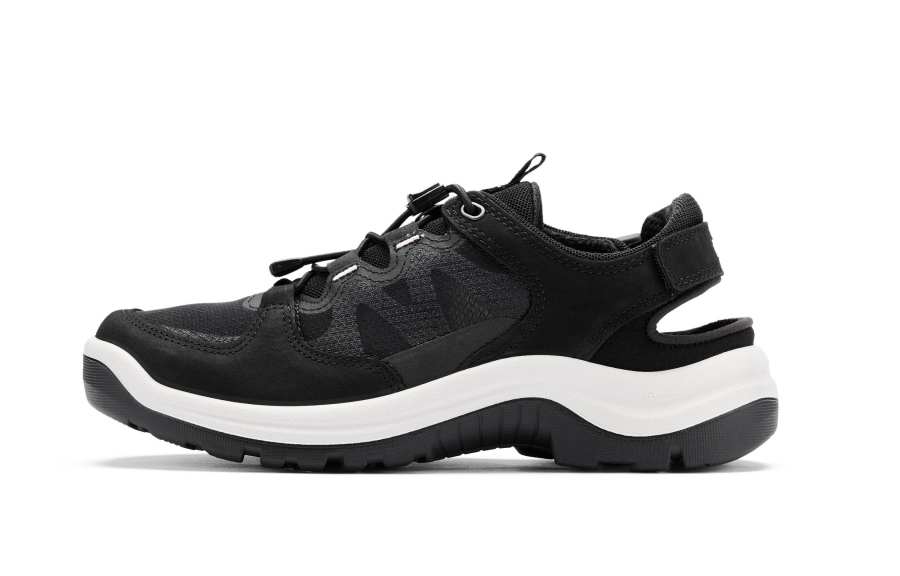 Ecco Mountaineering & Hiking Shoes Women's Low Top Black