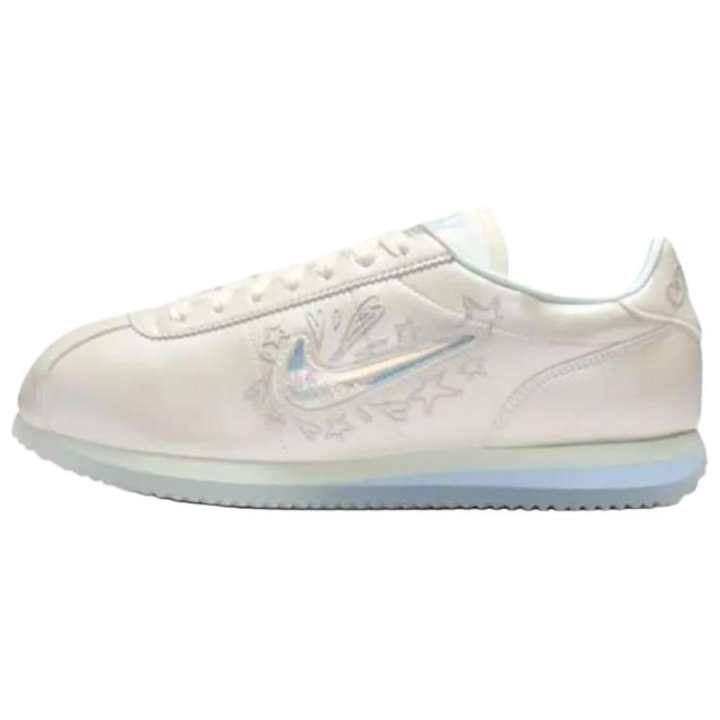 Nike Nike Cortez Low top Casual Shoes Women's White