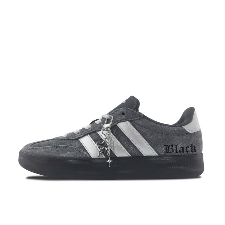 Adidas Adidas BARREDA Low top German Army Trainers Unisex Dark Gray