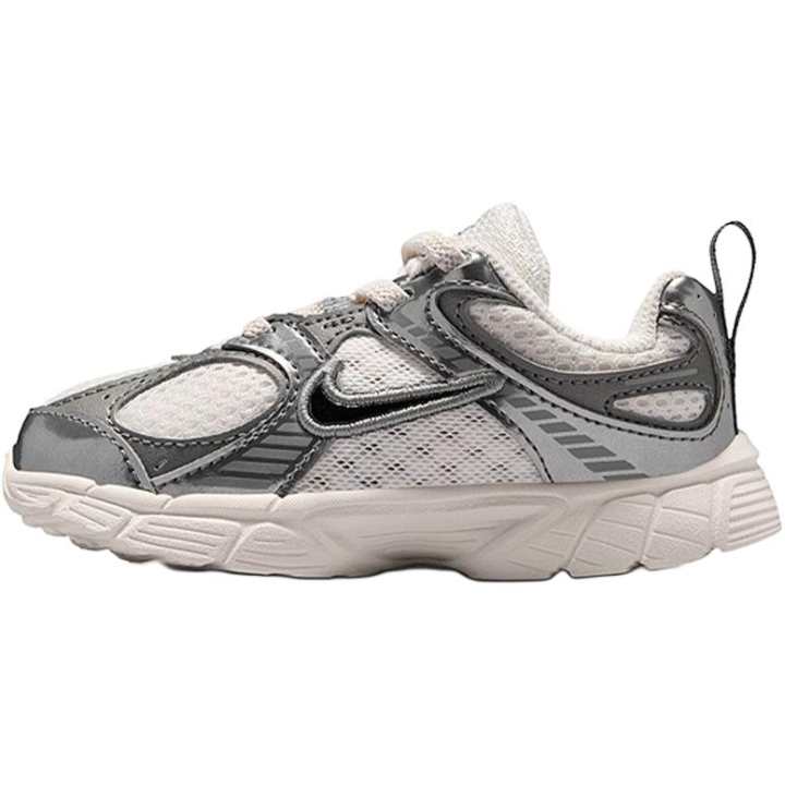 Nike Nike V5 RNR Low top Toddler Shoes Beige Silver Infant And Toddler