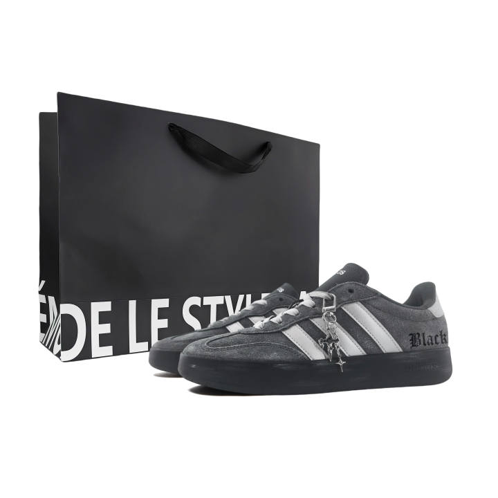 Adidas Adidas BARREDA Low top German Army Trainers Unisex Dark Gray