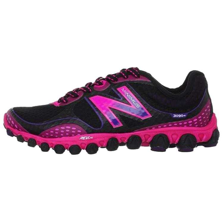 New Balance New Balance Minimus Lightweight Low top Training Shoes Women's Black Pink