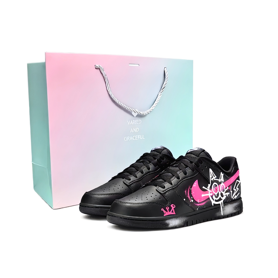 Nike Nike Dunk Rebellious Bunny Head Leather Abrasion Resistant Slip Resistant Low top Skateboard Shoes Unisex Black Pink