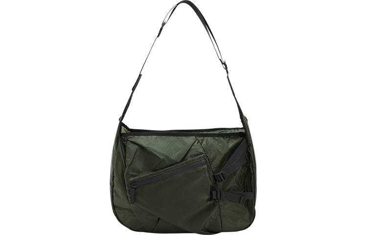 URBAN REVIVO Fabric Crossbody Bags Regular Men's Green/Black