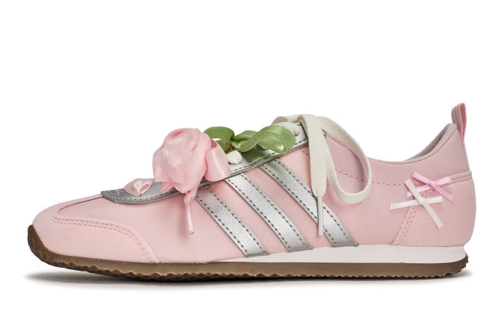 Adidas Adidas VS JOG 2.0 811 Manufacturing, Soft Pink Girlish Slip Resistant Low top German Army Trainers Women's Pink Silver