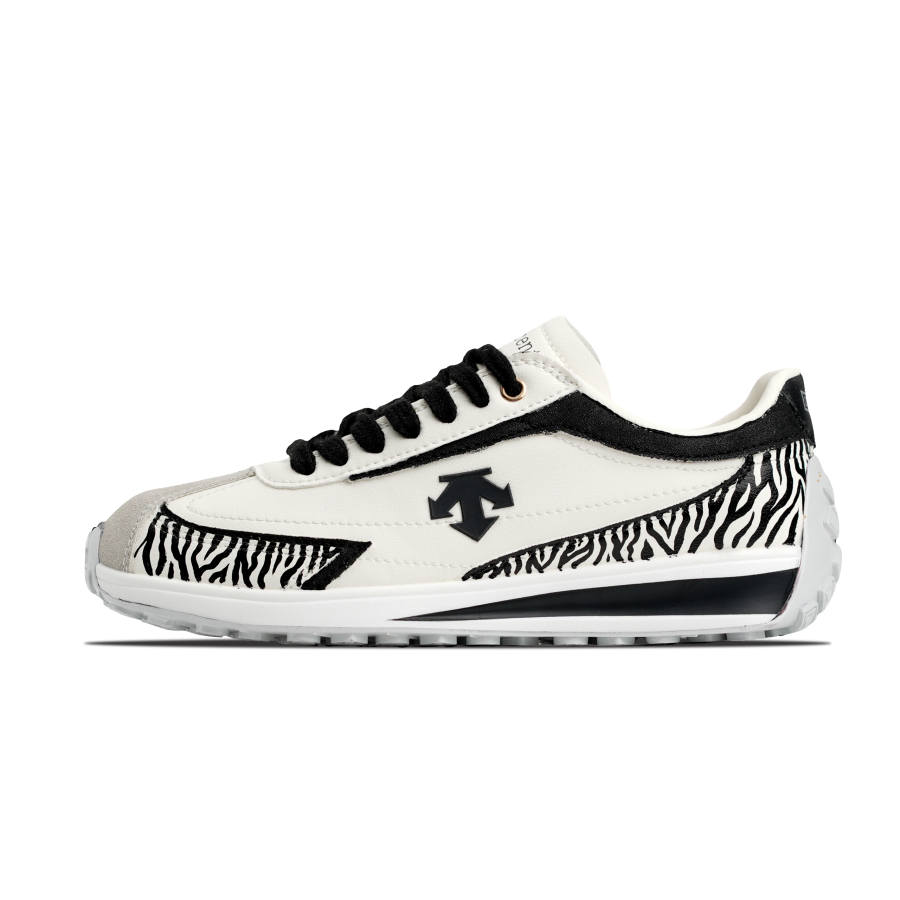 DESCENTE Cron Racer Zebra Slip Resistant, Abrasion Resistant, Lightweight Coverage Low top Casual Shoes Unisex
