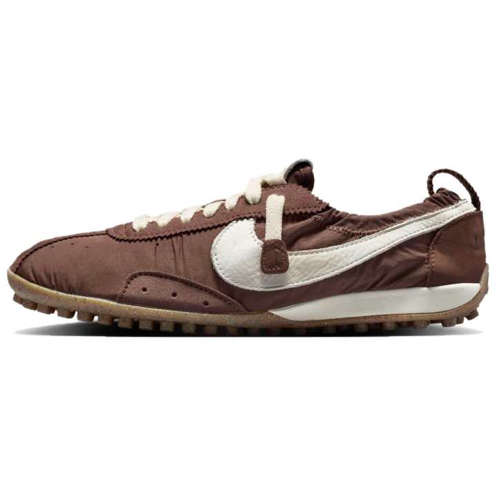 Nike Nike x Jacquemus Casual Shoes Women's Brown Yellow