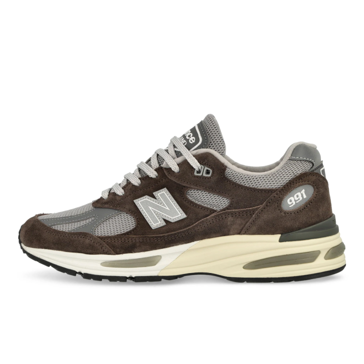 New Balance New Balance NB 991 V2 Running Shoes Unisex Brown