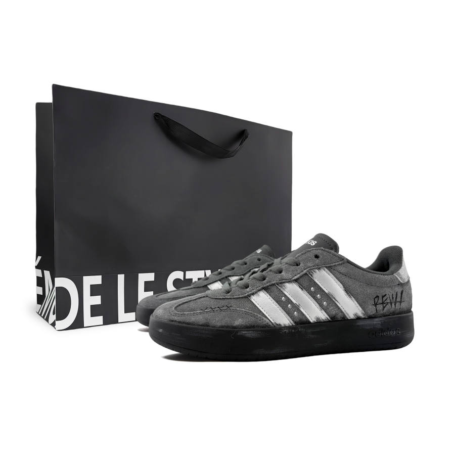 Adidas Custom Adidas BARREDA Low top German Army Trainers Unisex Dark Gray