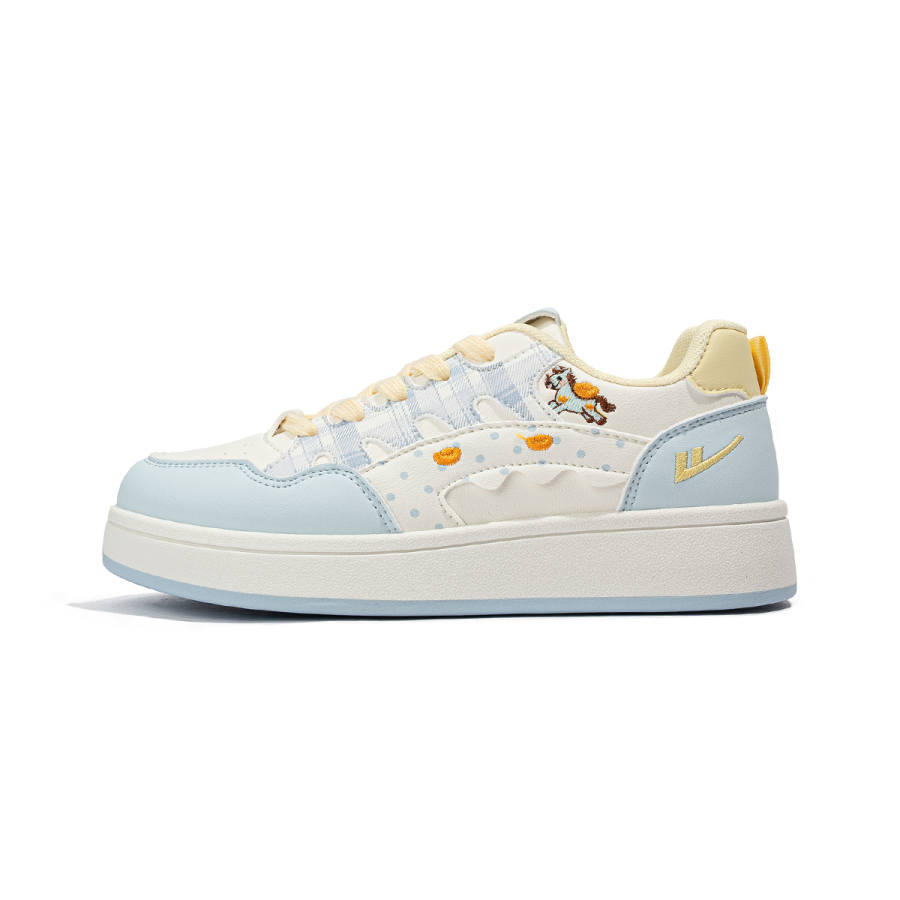 Warrior Synthetic Leather Abrasion Resistant Lightweight Low top Skateboard Shoes Women's Beige Blue